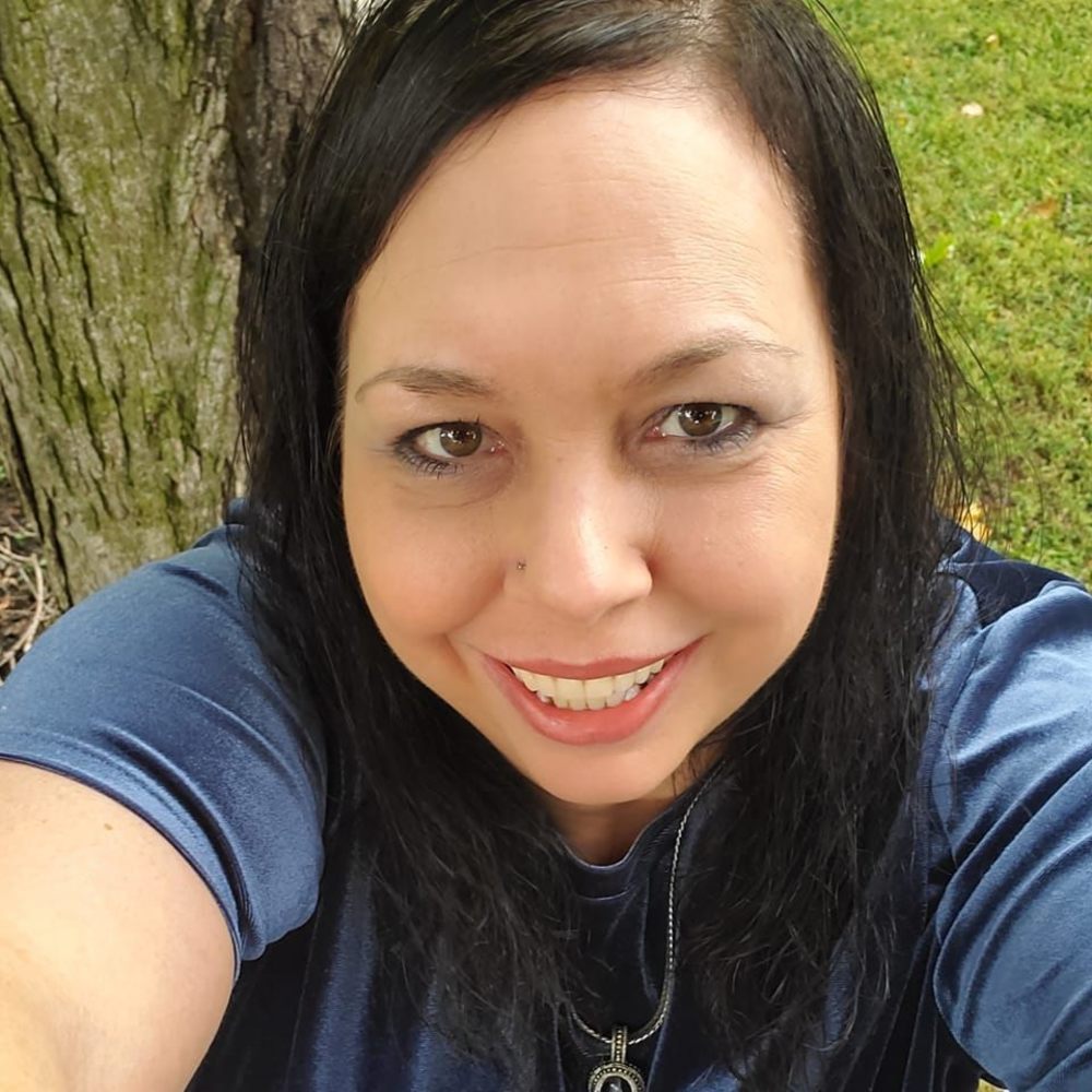 Meet your Posher, Renea